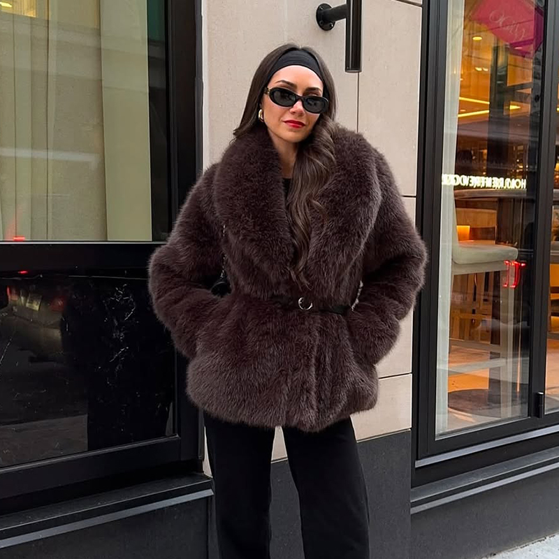 Streetwear Brand Belts - Nuovo Cappotto Invernale 2026 in Finta
