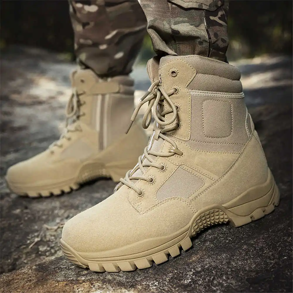 Scarponi da trekking in vera p - Streetwear Brand Expensive recensione e prezzo