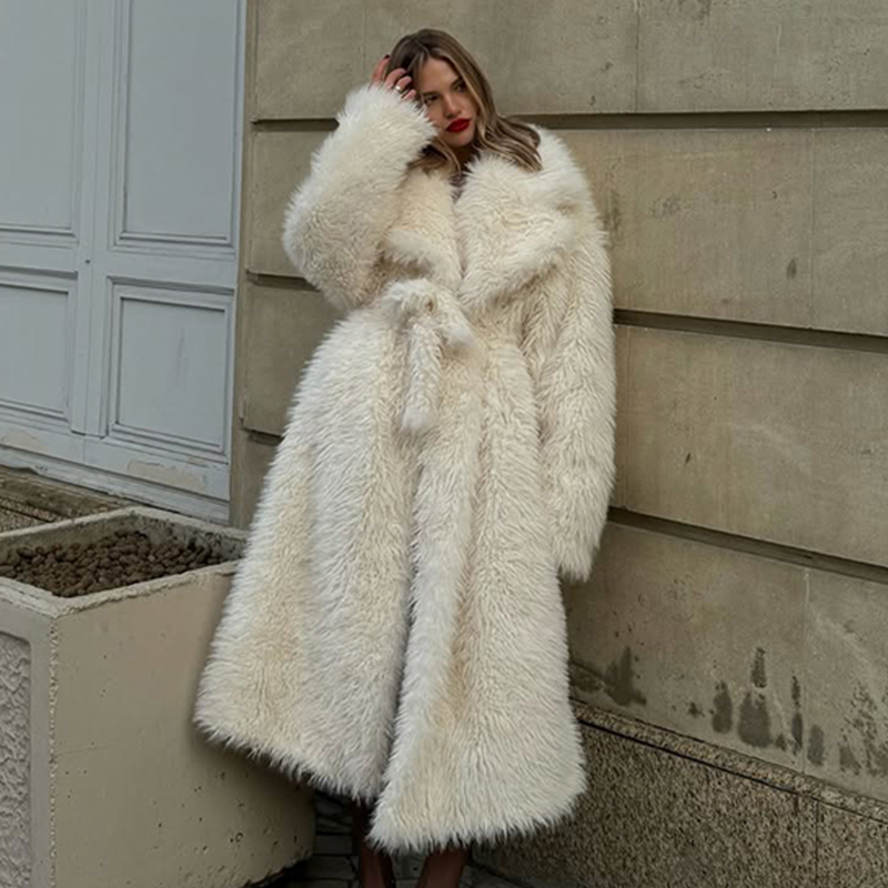 Cappotto Invernale 2026 di Ten - Streetwear Brand Belts recensione e prezzo