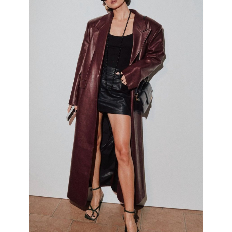 Trench in pelle lunga autunno  - Streetwear Brand Belts recensione e prezzo