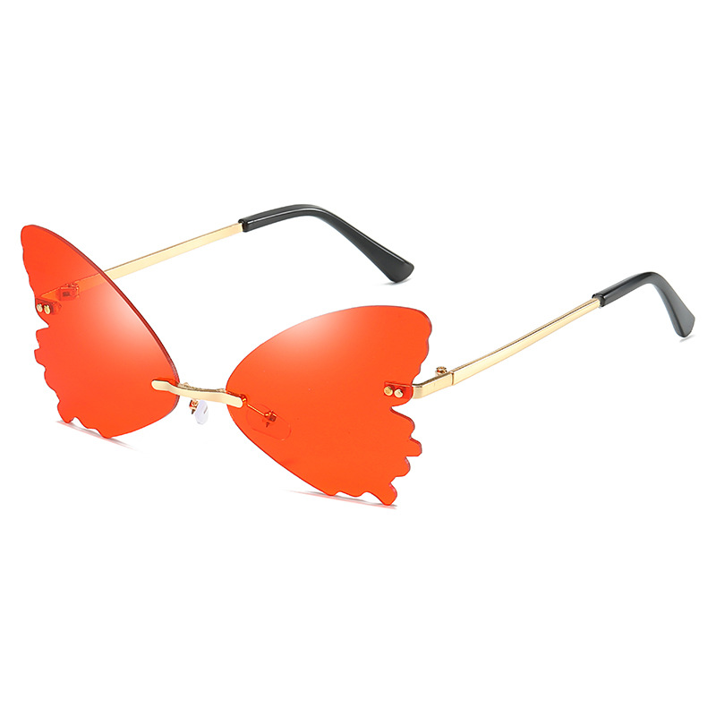 Occhiali da sole vintage a for - Streetwear Brand With Butterfly recensione e prezzo