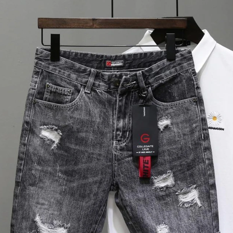 Pantaloni Jeans corti da uomo  - Streetwear Brand Shorts recensione e prezzo